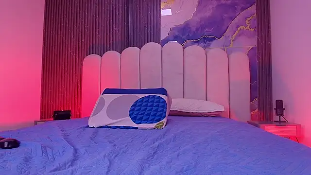 abbyrouss  online show from 03-29-26, 03:39