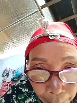 -Xuka-200 online show from 04-20-26, 05:21