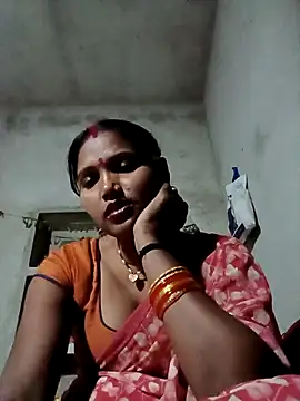 Snapshot of Cm_pooja chatting on 05-13-26, 05:54 Cm pooja online show from 05-13-26, 05:54