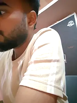 soniriyaa010101 online show from 11-15-25, 03:08