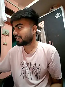 soniriyaa010101 online show from 04-08-26, 09:04