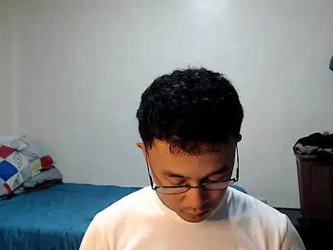 Snapshot of itsyour_Asianboy15 chatting on 02-26-26, 01:10 itsyour Asianboy15 online show from 02-26-26, 01:10