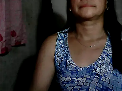 yoursPinayMama1682 online show from 01-06-26, 02:21