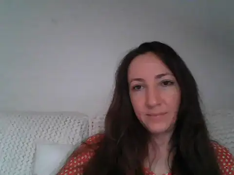 Snapshot of Valessya chatting on 05-04-26, 04:58 Valessya online show from 05-04-26, 04:58