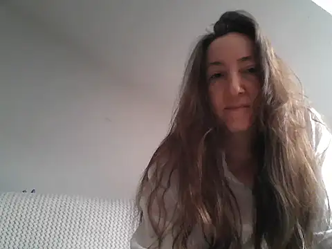 Snapshot of Valessya chatting on 05-16-26, 11:09 Valessya online show from 05-16-26, 11:09