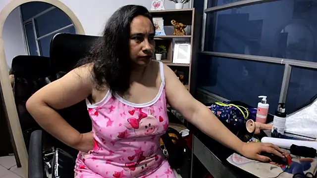 LeilaSmith  online show from 04-20-26, 11:02