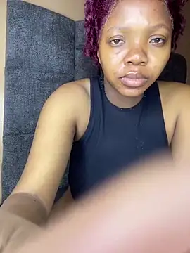 MilfBoobsxx online show from 06-09-26, 05:30