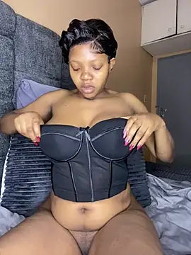 MilfBoobsxx online show from 06-29-26, 01:23