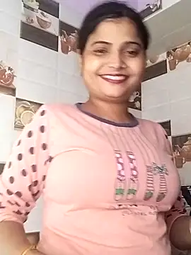 Hot-Pooja25 online show from 03-16-26, 12:09