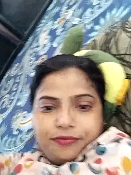 Hot-Pooja25 online show from 04-22-26, 03:20