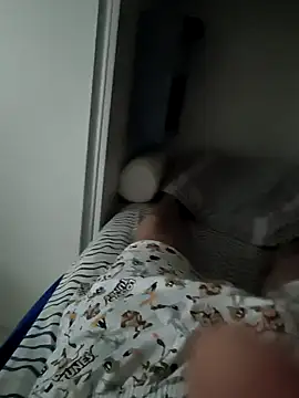 Enriquee147 online show from 04-21-26, 12:44