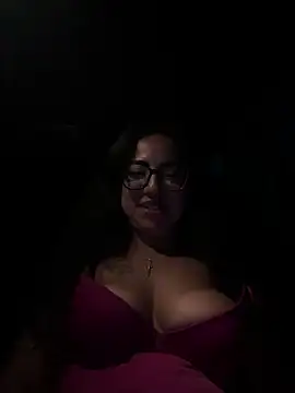 Snapshot of Chelsyleslyy chatting on 05-31-26, 06:21 Chelsyleslyy online show from 05-31-26, 06:21