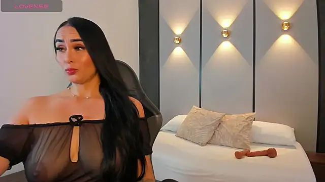 ashly moonn online show from 12-18-25, 12:33