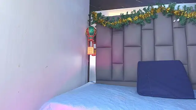 kissme luna online show from 12-02-25, 07:09