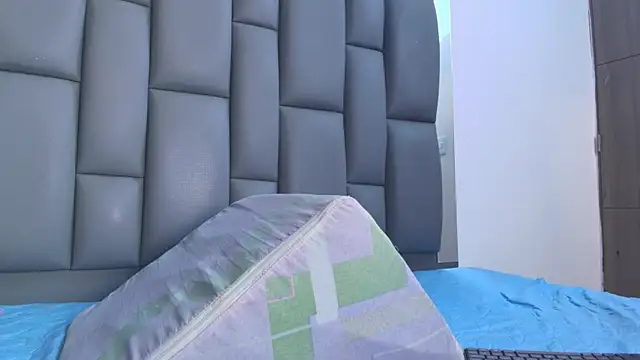 kissme luna online show from 01-10-26, 07:04