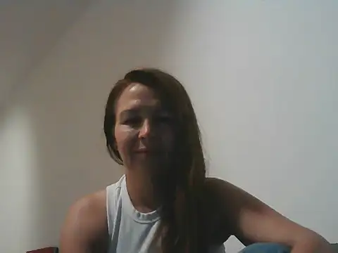 Snapshot of Avelinii chatting on 05-14-26, 07:42 Avelinii online show from 05-14-26, 07:42