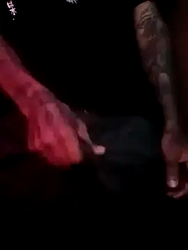 Snapshot of ElRompeponchi chatting on 09-17-25, 08:16 ElRompeponchi online show from 09-17-25, 08:16