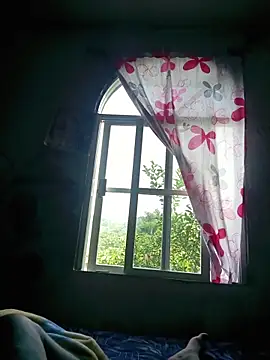 Snapshot of ElRompeponchi chatting on 09-26-25, 03:16 ElRompeponchi online show from 09-26-25, 03:16