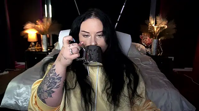 SerahMirabeli online show from 11-14-25, 08:18