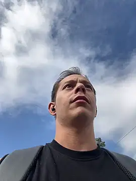 Snapshot of dimitryivanovv chatting on 09-10-25, 01:00 dimitryivanovv online show from 09-10-25, 01:00