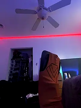 Cartyiii online show from 10-12-25, 08:19