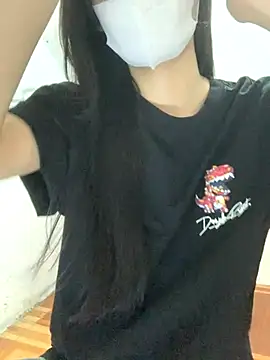 Snapshot of SelenaHoney chatting on 10-15-25, 03:28 SelenaHoney online show from 10-15-25, 03:28