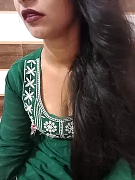 Itz Mayra  online show from 10-27-25, 06:50