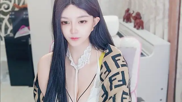 Aurora-77 online show from 10-22-25, 03:23