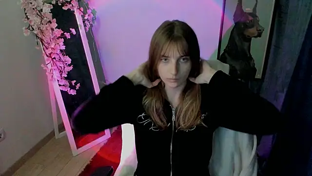 NeyliDream online show from 12-19-25, 01:18