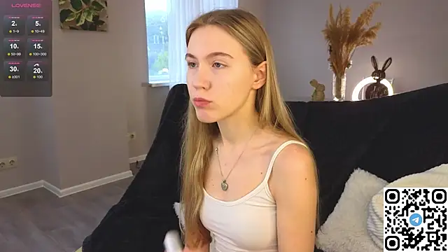 Succubelle online show from 10-09-25, 06:11