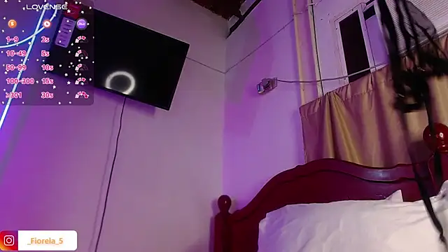 Fiorela 1 online show from 03-18-26, 06:33