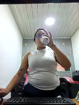 susan mooree online show from 12-19-25, 07:21