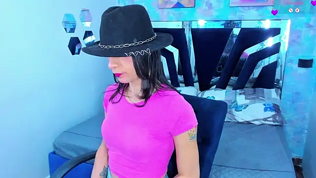 Charlotte Landry   online show from 02-10-26, 05:06