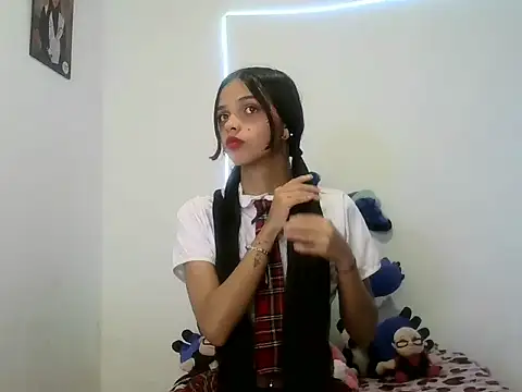 lucy babyy online show from 10-23-25, 08:13