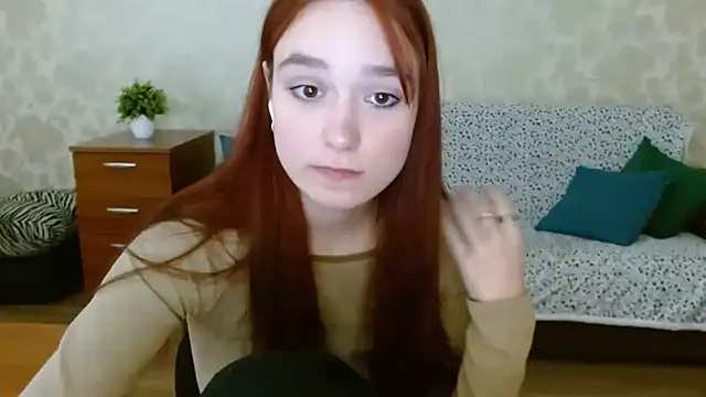 Snapshot of aFoxie chatting on 09-27-25, 07:41 aFoxie online show from 09-27-25, 07:41