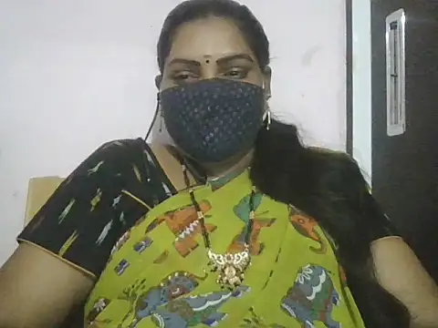 Snapshot of Nisha-telugu chatting on 09-24-25, 06:00 Nisha-telugu online show from 09-24-25, 06:00