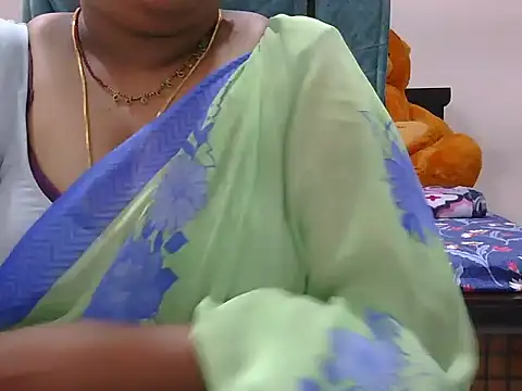 Snapshot of Nisha-telugu chatting on 04-29-26, 07:09 Nisha-telugu online show from 04-29-26, 07:09