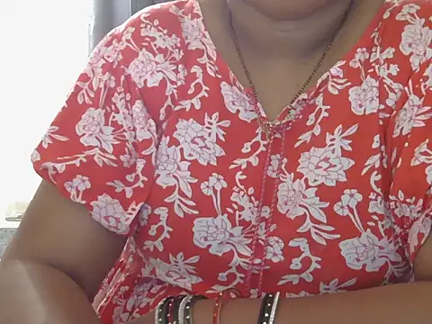 Snapshot of Nisha-telugu chatting on 06-03-26, 04:12 Nisha-telugu online show from 06-03-26, 04:12