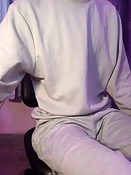 ash706339 online show from 12-21-25, 06:42