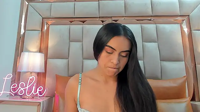 Leslie Bussh  online show from 09-26-25, 08:02