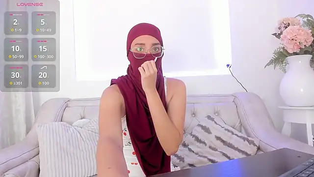 Ridwana  online show from 09-17-25, 01:02