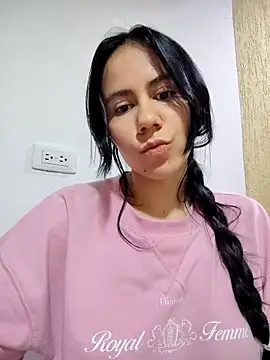 Snapshot of valen-sexx chatting on 05-06-26, 03:13 valen-sexx online show from 05-06-26, 03:13