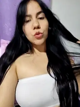 Snapshot of valen-sexx chatting on 05-09-26, 03:56 valen-sexx online show from 05-09-26, 03:56