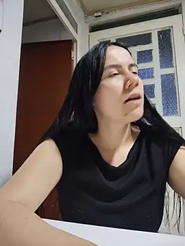 Snapshot of valen-sexx chatting on 05-29-26, 11:14 valen-sexx online show from 05-29-26, 11:14