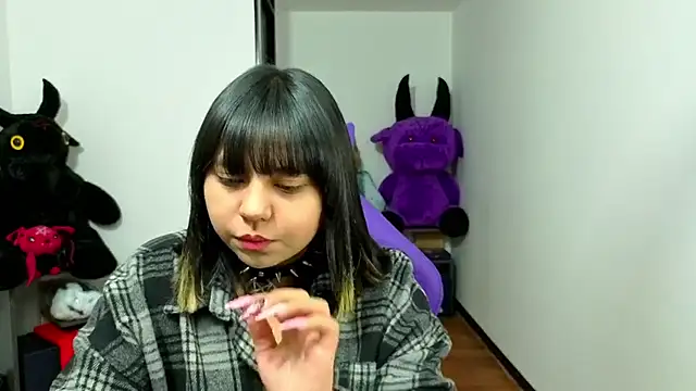 Kiiokapop   online show from 03-21-26, 08:19