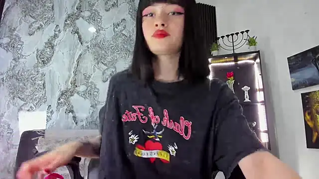 Zoe Rosse00 online show from 11-19-25, 07:14