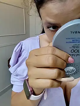 ArielBlossom    online show from 09-25-25, 11:03