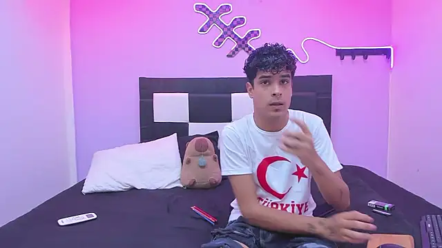 Lucky boys  X online show from 01-09-26, 08:10