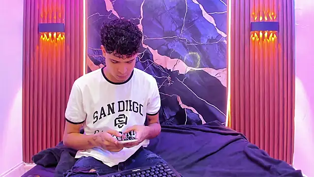 Lucky boys  X online show from 03-14-26, 06:57