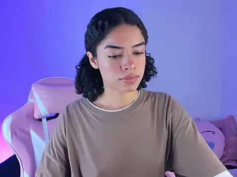 maddy parker   online show from 11-21-25, 07:34